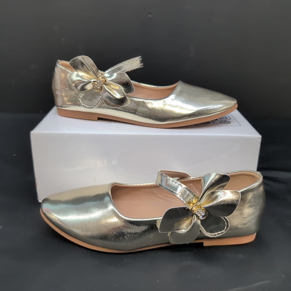 Shein Butterfly Bow Strap Closed Girl's Flat Shoes Size CN 33 Gold